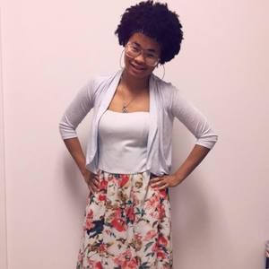 Meet your Posher, Ayesha